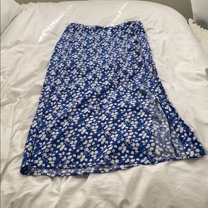 Abercrombie & Fitch Skirts - Abercrombie & Fitch Blue Midi Skirt Abercrombie & Fitch Skirts - Abercrombie & Fitch Blue Midi Skirt
